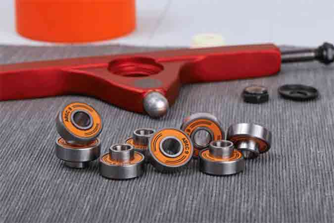 If you are looking for the best skate bearings, then this list of Top 10 best longboard bearings will help you.