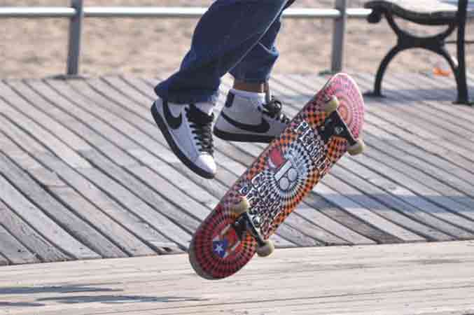 Best skateboard decks for pop will help you to get the best one. And you can understand which one is best for you.