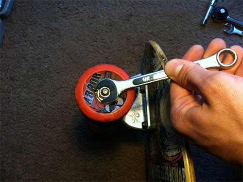 How to clean skateboard bearings article is the right place for you if you want a smooth riding. 