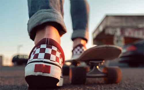 If you are searching cheap skate shoes, then this cheapest skate shoes compilation will come very handy.